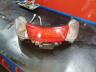 Yamaha majesty 400 πίσω φανάρι