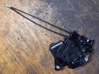 Εμπρος δεξιά κλειδαρια πορτας Toyota Yaris 07-thumb-1
