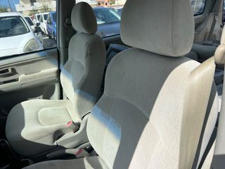 Hyundai Trajet 2006 7 ΘΕΣΕΙΟ 1 ΧΕΡΙ ΚΑΛΗ ΚΑΤΑΣΤΑΣΗ-thumb-24