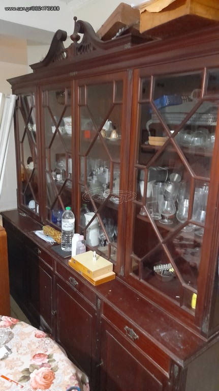 Σκρινιο καρυδιά