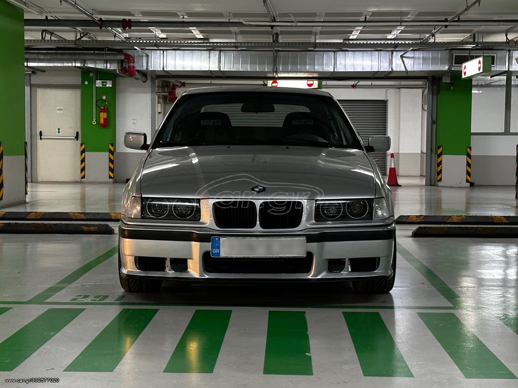 Car Gr Bmw 320 96 E36