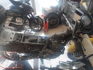 Honda NX 650 DOMINATOR  καπάκια πλαϊνά σελας