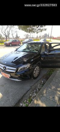 Mercedes-Benz 180 '15 GLA