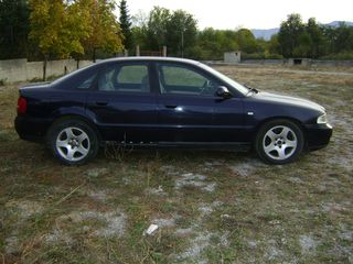 AUDI   A4   1800-thumb-1