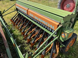 Σπαρτικά Amazone 2004 d8-30 special-thumb-1