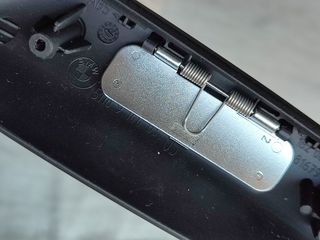 Κάλυμμα ποτηροθήκης SCHWARZ BMW E81-E87+LCI-E88-E82-thumb-1