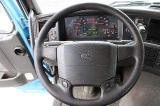 Ανατρεπόμενο Για Containers Με Βραχίονες Volvo 2010 8x4 fm410-thumb-13