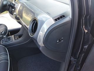 Seat Mii 2015-thumb-16