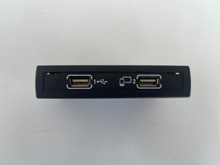 Mercedes usb hub για C117 CLA, X156 GLA, X166 GL-Class, R172 SLK, W176 A-Class, C207 E-Class, W218 CLS, R231 SL-Class, W246 B-Class κ.α