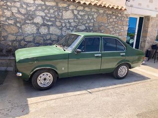 Ford Escort 1977 MK2-thumb-2