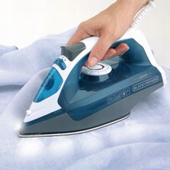 Steam iron Black+Decker BXIR2200E (2200W)-thumb-2