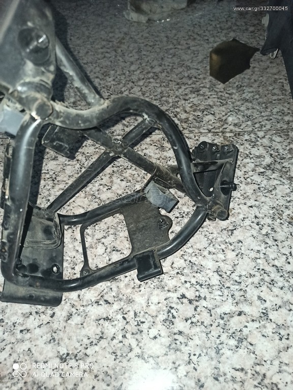 Φανοστατης από sym gts 300 evo