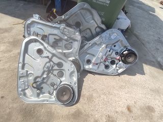 Γρύλοι παραθύρων Hyundai Santa Fe 2008 40euro το κομμάτι 