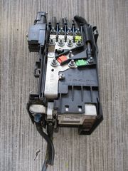 Ασφαλειοθήκη μπαταρίας από Peugeot 308 1.6 HDI (2011) | MAXAIRASautoparts