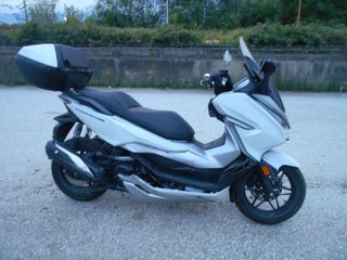 HONDA FORZA 300 -thumb-1