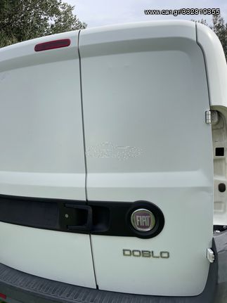 Πίσω πόρτες Fiat doblo 2010