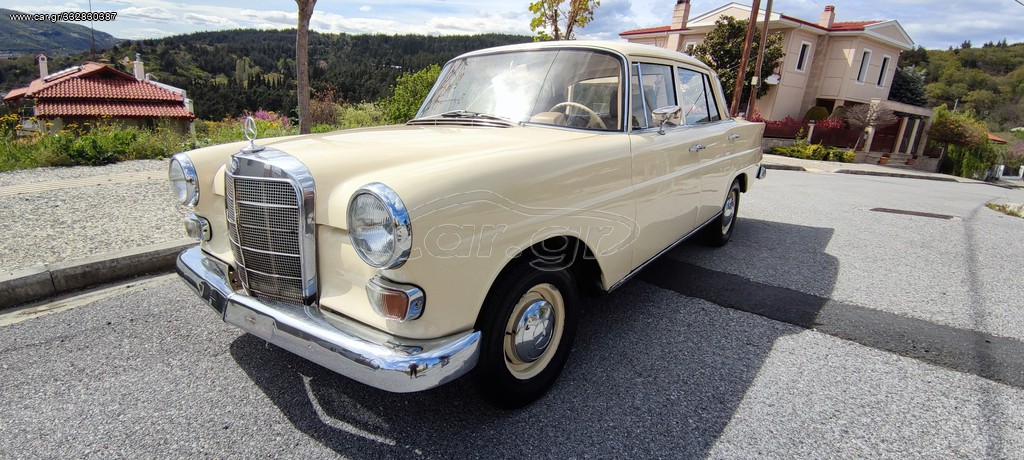 Mercedes-Benz 200 1966