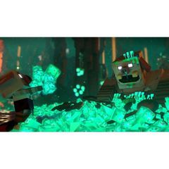 Minecraft Legends (Deluxe Edition) / PlayStation 4-thumb-1