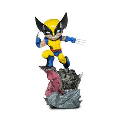 X-Men - Wolverine Figure / Fan Shop and Merchandise