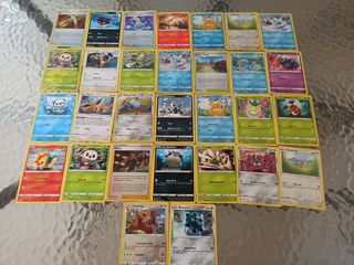 27 κάρτες Pokemon μαζί με training