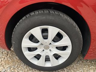 Peugeot 208 2016-thumb-11