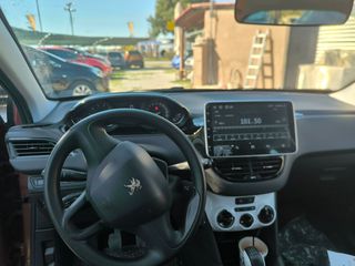 Peugeot 208 2016-thumb-23