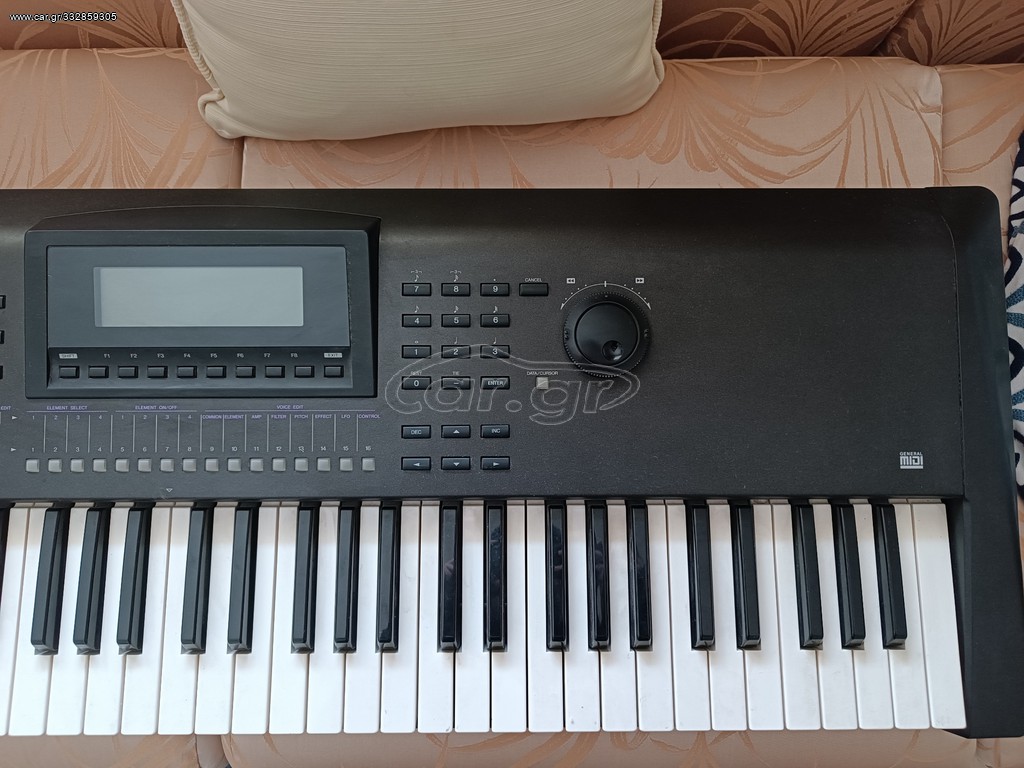 Yamaha W7 Synthesizer