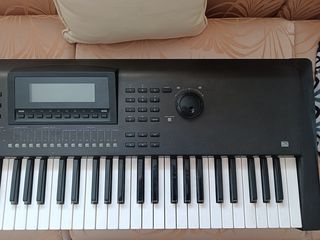 Yamaha W7 Synthesizer + δώρο ανταλλακτικά