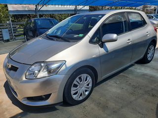 Toyota Auris 2009-thumb-1