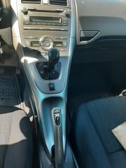 Toyota Auris 2009-thumb-7