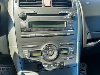 Toyota Auris 2009-thumb-13