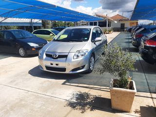 Toyota Auris 2009-thumb-21