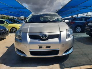 Toyota Auris 2009-thumb-2