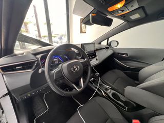 Toyota Corolla 2022 Hybrid-thumb-1