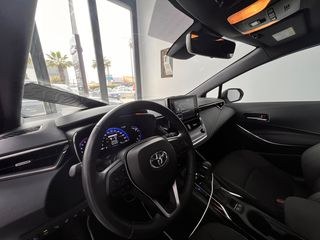 Toyota Corolla 2022 Hybrid-thumb-5