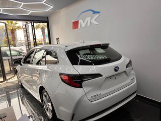 Toyota Corolla 2022 Hybrid-thumb-14