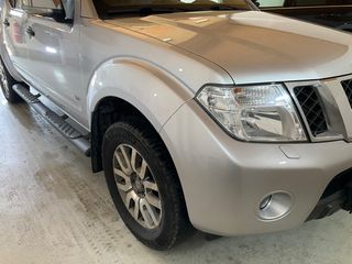 Nissan Navara '11 Nissan navara 3000v6 7G