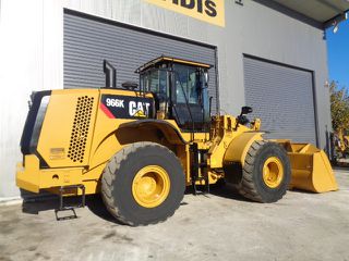 Φορτωτής Με Λάστιχα CAT 2013 966K