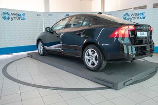 Volvo S60 2016 T3 (από 174€/μήνα)-thumb-9