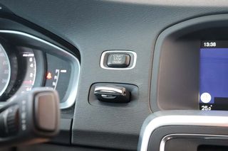 Volvo S60 2016 T3 (από 174€/μήνα)-thumb-37