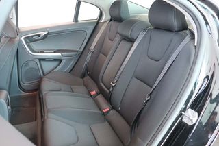 Volvo S60 2016 T3 (από 174€/μήνα)-thumb-32