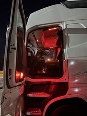 Volvo 2016 FH 500 I-PARK COOL-thumb-19