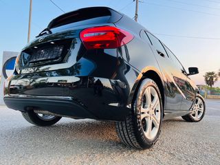 Mercedes-Benz A 180 2017 Facelift Navi Keylees Amg17 Wheels Pdc Start Stop-thumb-7