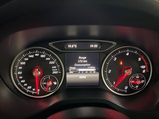 Mercedes-Benz A 180 2017 Facelift Navi Keylees Amg17 Wheels Pdc Start Stop-thumb-46