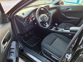 Mercedes-Benz A 180 2017 Facelift Navi Keylees Amg17 Wheels Pdc Start Stop-thumb-20