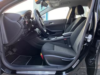 Mercedes-Benz A 180 2017 Facelift Navi Keylees Amg17 Wheels Pdc Start Stop-thumb-22