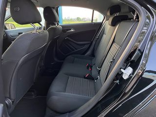Mercedes-Benz A 180 2017 Facelift Navi Keylees Amg17 Wheels Pdc Start Stop-thumb-25