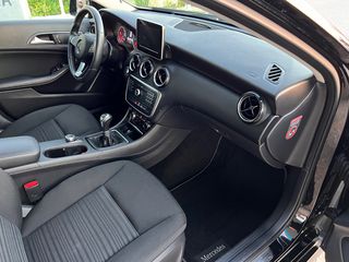 Mercedes-Benz A 180 2017 Facelift Navi Keylees Amg17 Wheels Pdc Start Stop-thumb-36