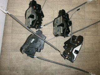 ΚΛΕΙΔΑΡΙΕΣ BMW E46-thumb-1