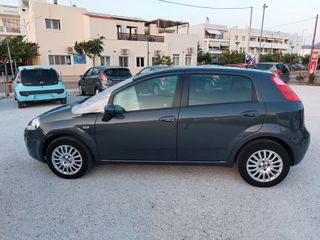 Fiat Punto 2015 1.4 STREET-thumb-1